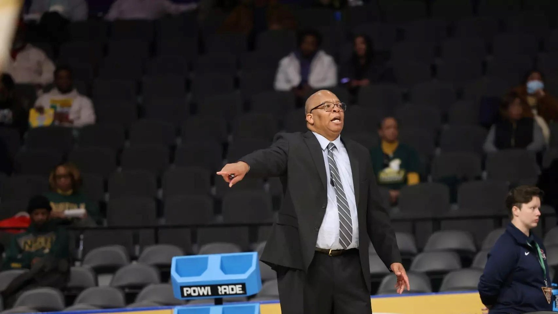 Tim Eatman Resigns as Head Women’s Basketball Coach At SC State