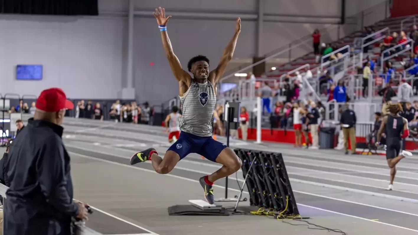 Howard Men’s Track & Field Grabs Wins at the Seahawk Shootout