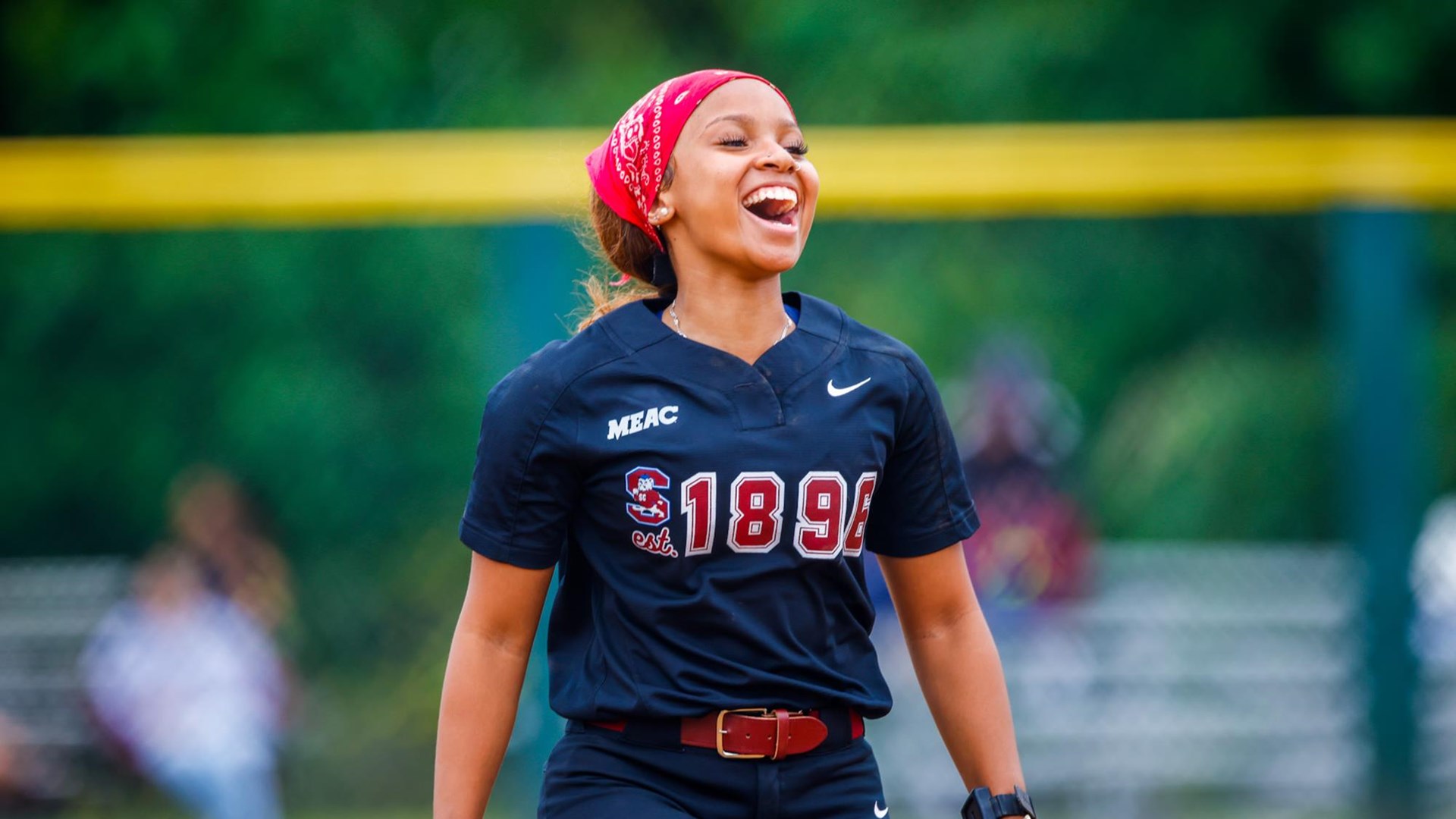 Ames-Alexander Powers S.C. State to 11-1 Win Over Norfolk State